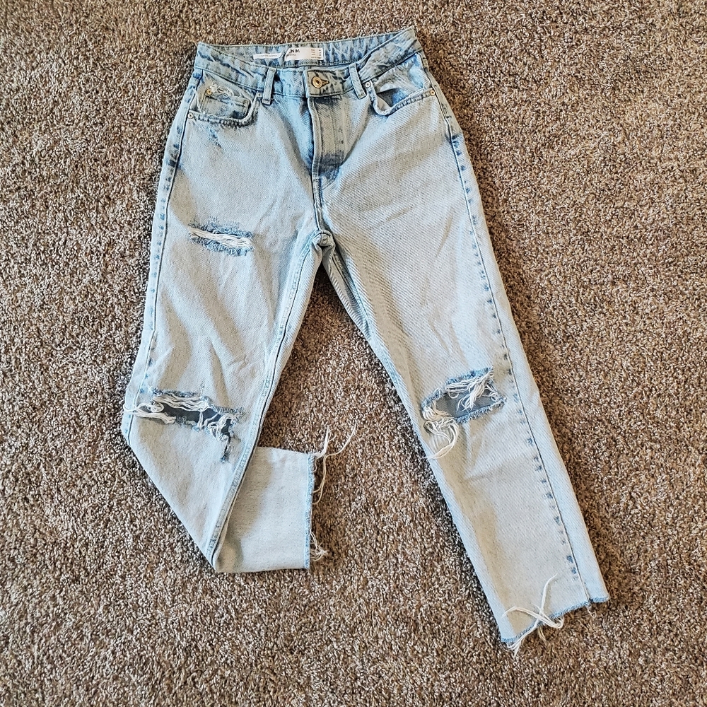 Bershka Cropped mid-rise straight-leg jeans